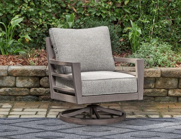 Hillside Barn Outdoor Swivel Lounge with Cushion For Sale