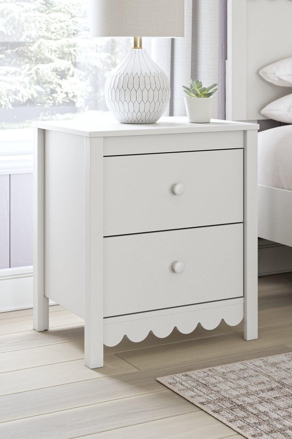 Hallityn Nightstand Discount