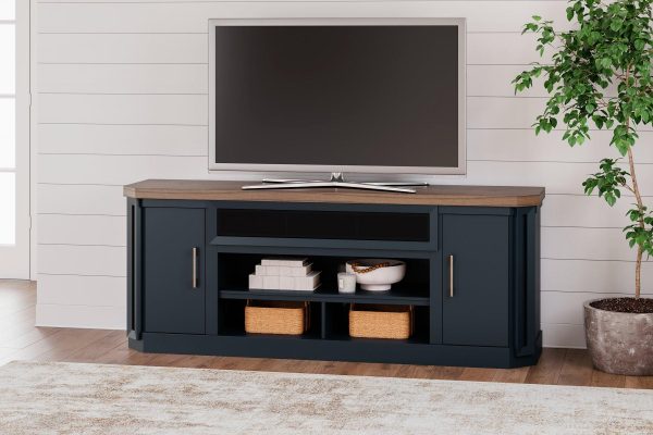 Landocken 83  TV Stand Fashion