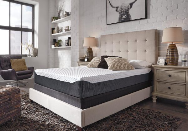 10 Inch Chime Elite Memory Foam Mattress in a box For Sale