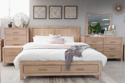 Yalinton King Bedroom Set For Sale